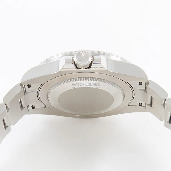 00803_watchlounge_lo_2.jpg