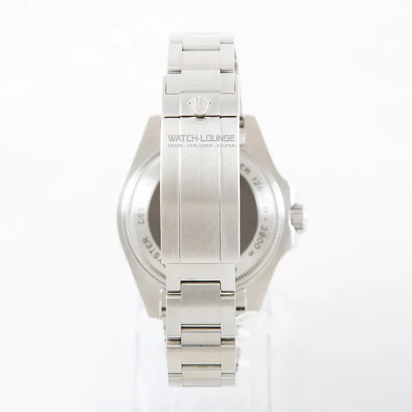 04631_watchlounge_lo_2.jpg