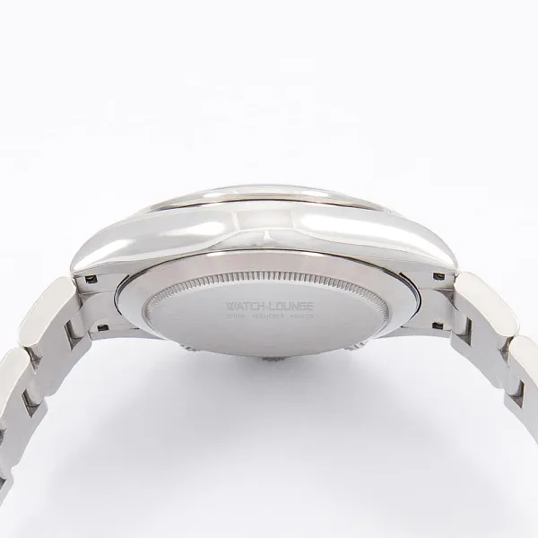 07363_watchlounge_lo_1.jpg