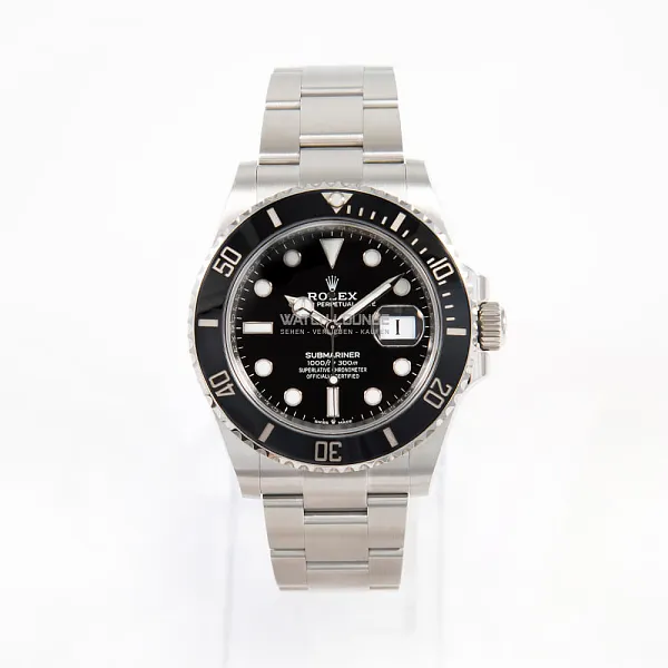 08880_watchlounge_lo_2.jpg