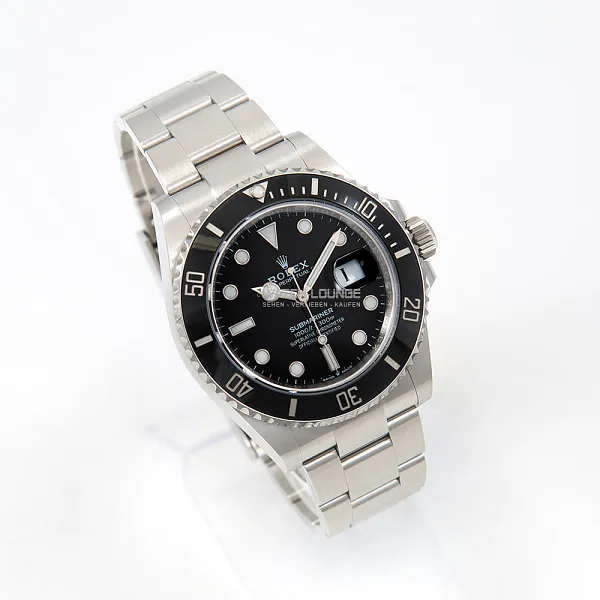 08881_watchlounge_lo_2.jpg