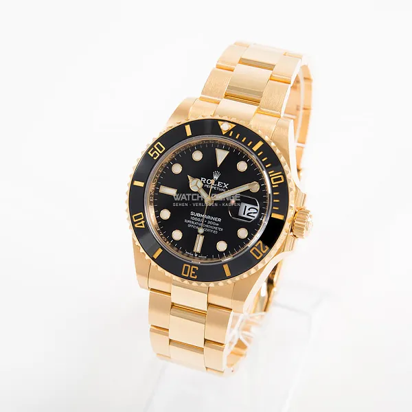 09237_watchlounge_lo.jpg