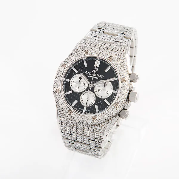 09261_watchlounge_lo.jpg