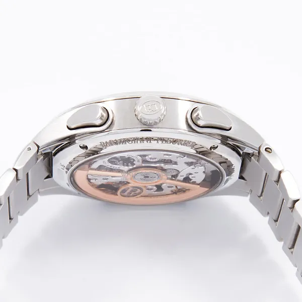12996_watchlounge_lo.jpg