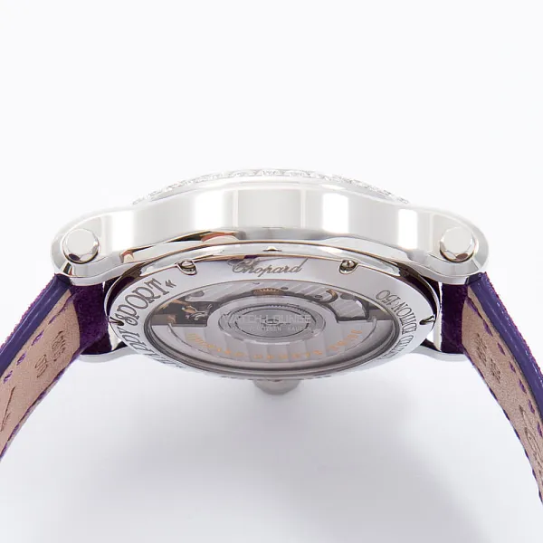 13294_watchlounge_lo.jpg