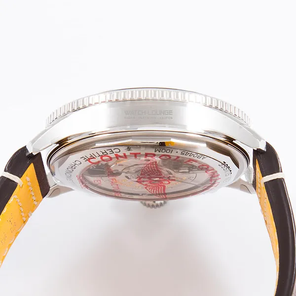 14911_watchlounge_lo.jpg