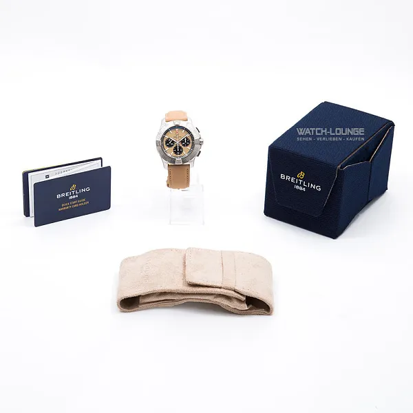 15142_watchlounge_lo.jpg