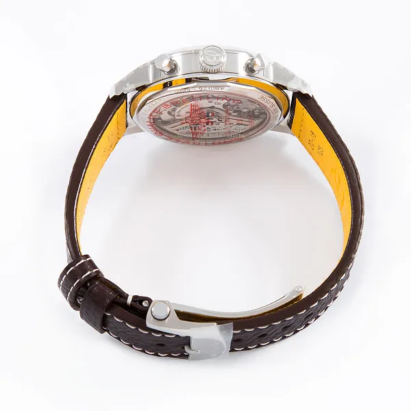 15163_watchlounge_lo.jpg
