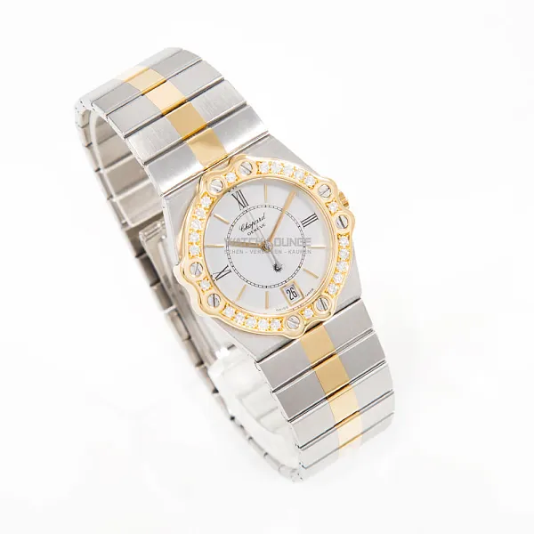15424_watchlounge_lo.jpg