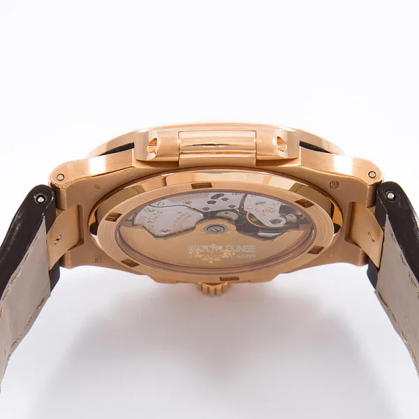 15453_watchlounge_lo.jpg