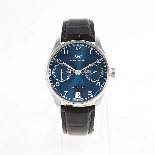 15548_watchlounge_lo.jpg