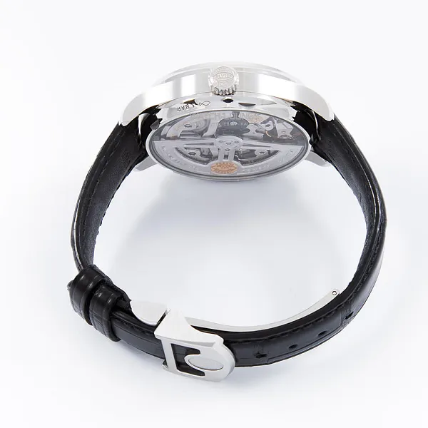 15554_watchlounge_lo.jpg