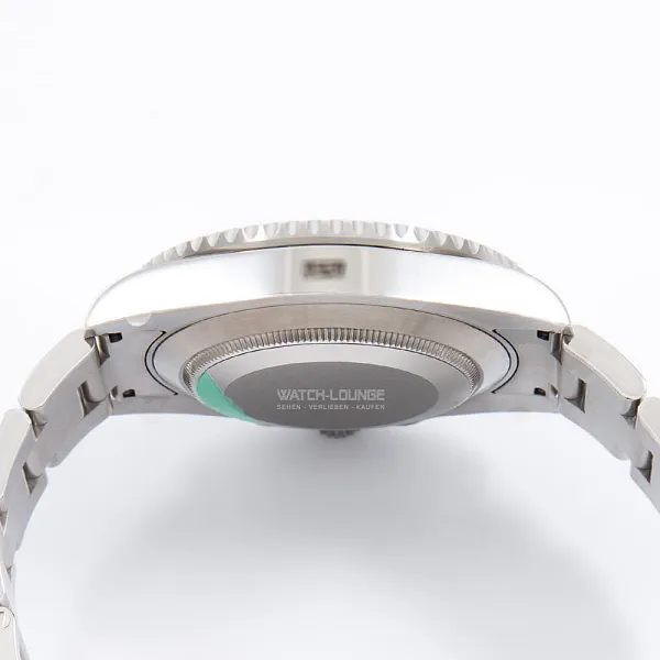 15992_watchlounge_lo.jpg