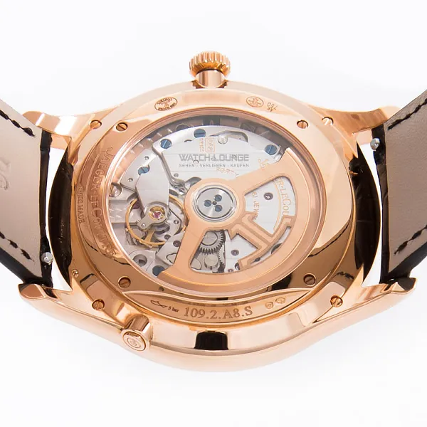 16315_watchlounge_lo.jpg