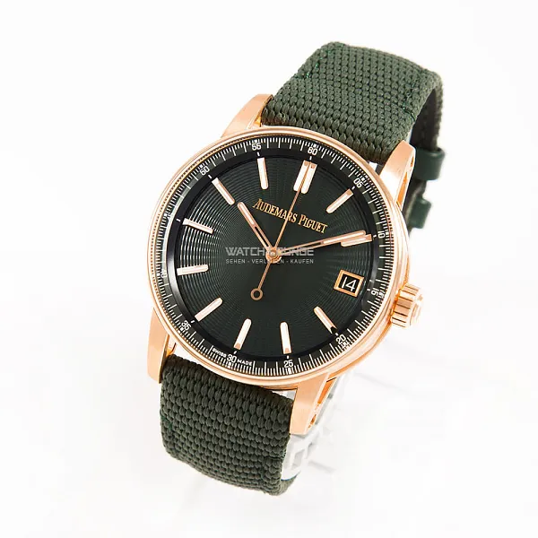 16357_watchlounge_lo.jpg