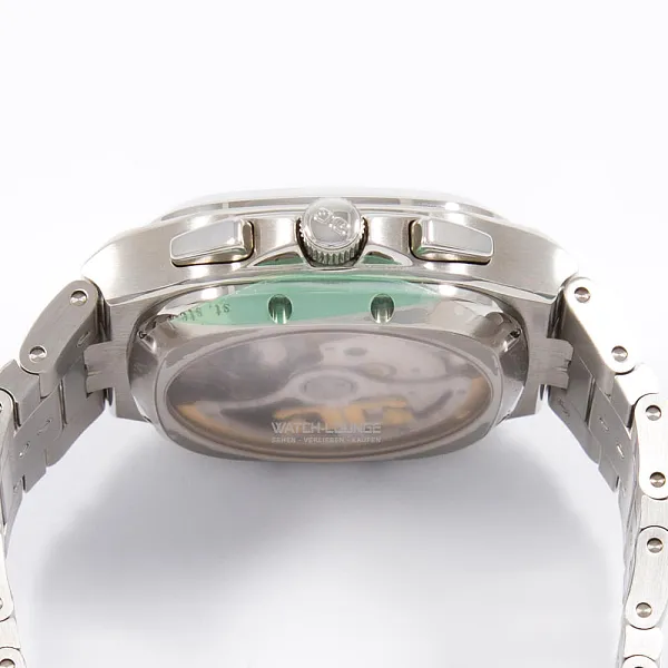 16446_watchlounge_lo.jpg