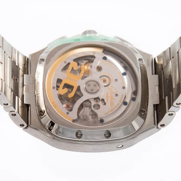 16448_watchlounge_lo.jpg