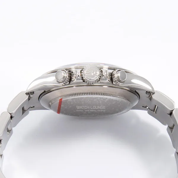 16482_watchlounge_lo.jpg