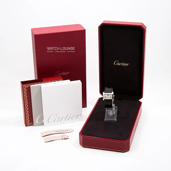 18545_watchlounge_lo_1.jpg