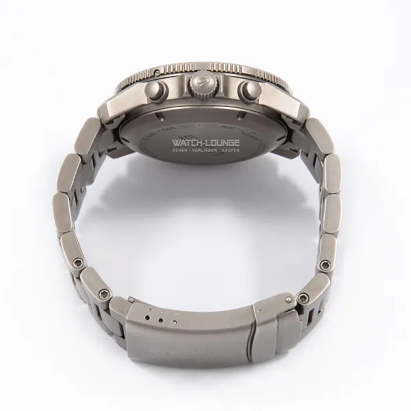 18873_watchlounge_lo.jpg