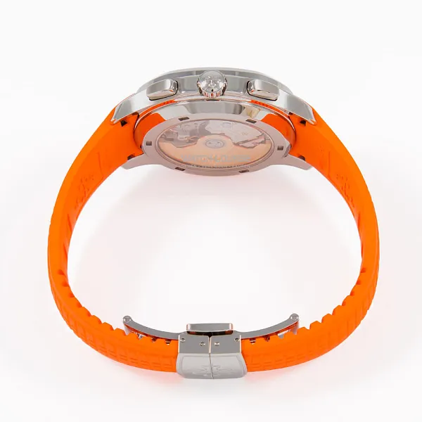 18942_watchlounge_lo.jpg